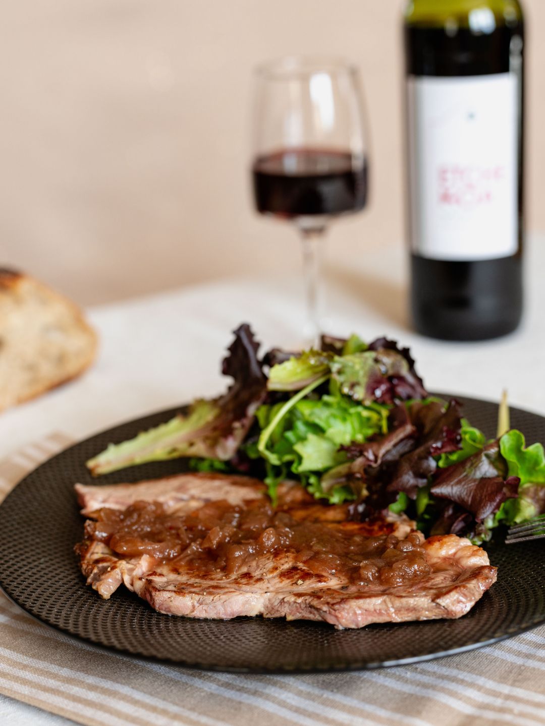 Confit d'oignon pour viande et foie gras