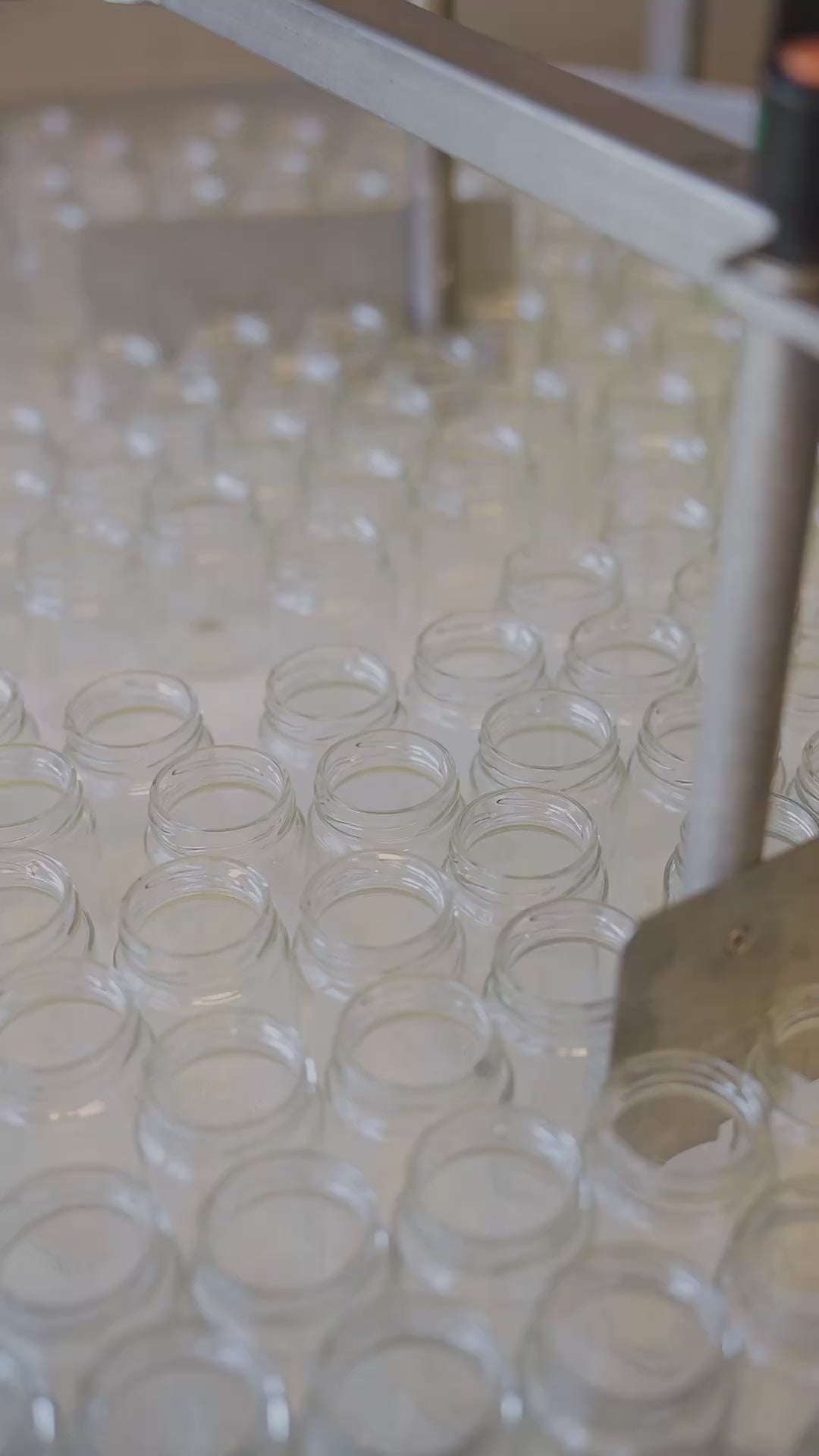Load video: Confiture de piments doux du Pays Basque